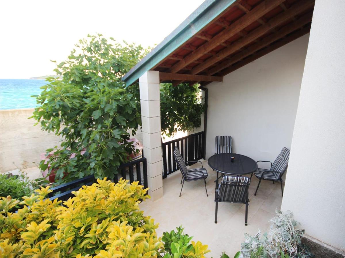 Zal Beach Apartments Prizba Exterior photo