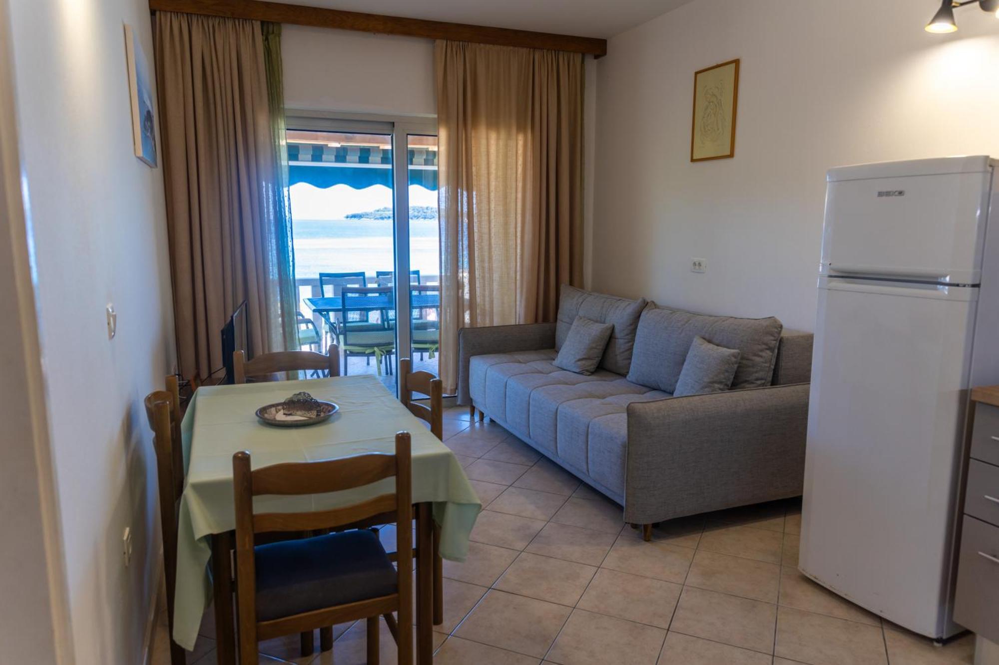 Zal Beach Apartments Prizba Exterior photo